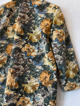 Load image into Gallery viewer, Floral Jacket
