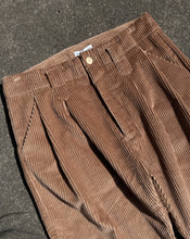 Load image into Gallery viewer, Hollywood Pant in Chestnut Corduroy
