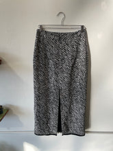Load image into Gallery viewer, long zebra skirt | M

