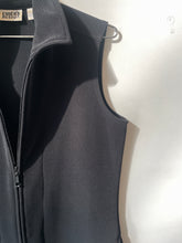 Cargar imagen en el visor de la galería, Zip-up Shirt | M
