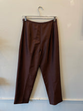 Cargar imagen en el visor de la galería, Brown Silk Pants
