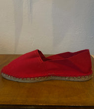 Load image into Gallery viewer, Basque Espadrilles in Multiple Colors
