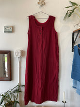 Load image into Gallery viewer, Chai Dress in Garnet
