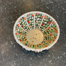 Cargar imagen en el visor de la galería, Beaded Serving Bowl
