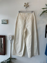 Load image into Gallery viewer, Boy Trouser in Salt
