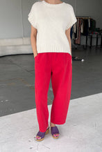 Charger l&#39;image dans la galerie, Arc Pants in Crayon Red
