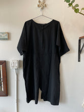 Charger l&#39;image dans la galerie, Playsuit in Black
