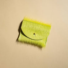 Charger l&#39;image dans la galerie, Cardholder - Chartreuse Hair on Hide
