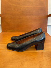 Charger l&#39;image dans la galerie, Leather Pumps
