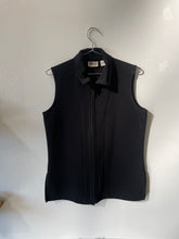 Cargar imagen en el visor de la galería, Zip-up Shirt | M
