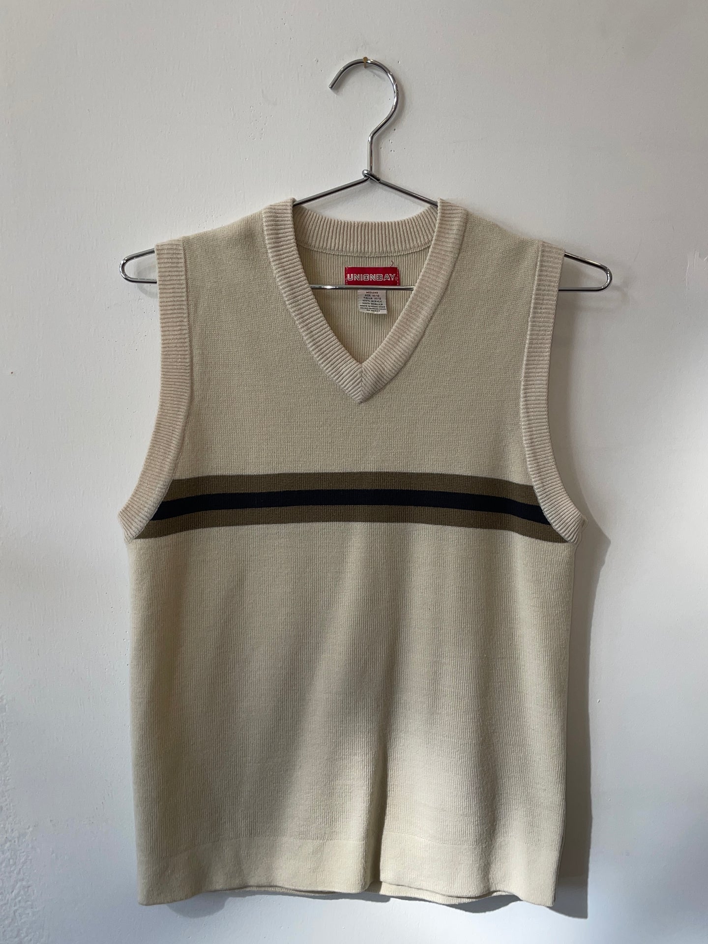 Sweater Vest with Stripes | M