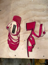 Load image into Gallery viewer, Pink Kenneth Cole Shoes
