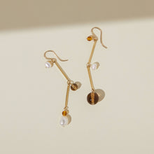 Load image into Gallery viewer, Fête Earrings - 2&quot; Tan
