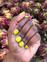 Charger l&#39;image dans la galerie, Pistachio Nail Polish
