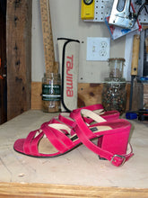 Load image into Gallery viewer, Pink Kenneth Cole Shoes
