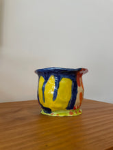 Cargar imagen en el visor de la galería, Tulip Bowl
