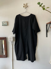 Charger l&#39;image dans la galerie, Playsuit in Black
