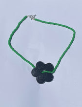 Load image into Gallery viewer, Delux Necklace in Green

