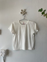 Charger l&#39;image dans la galerie, The Little Boy Tee in White
