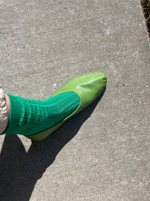 Cargar imagen en el visor de la galería, Her Socks - Mercerized Combed Cotton Rib: Kelly Green
