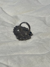 Charger l&#39;image dans la galerie, Sterling Silver Ring with Onyx
