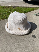 Load image into Gallery viewer, Conch Bucket Hat
