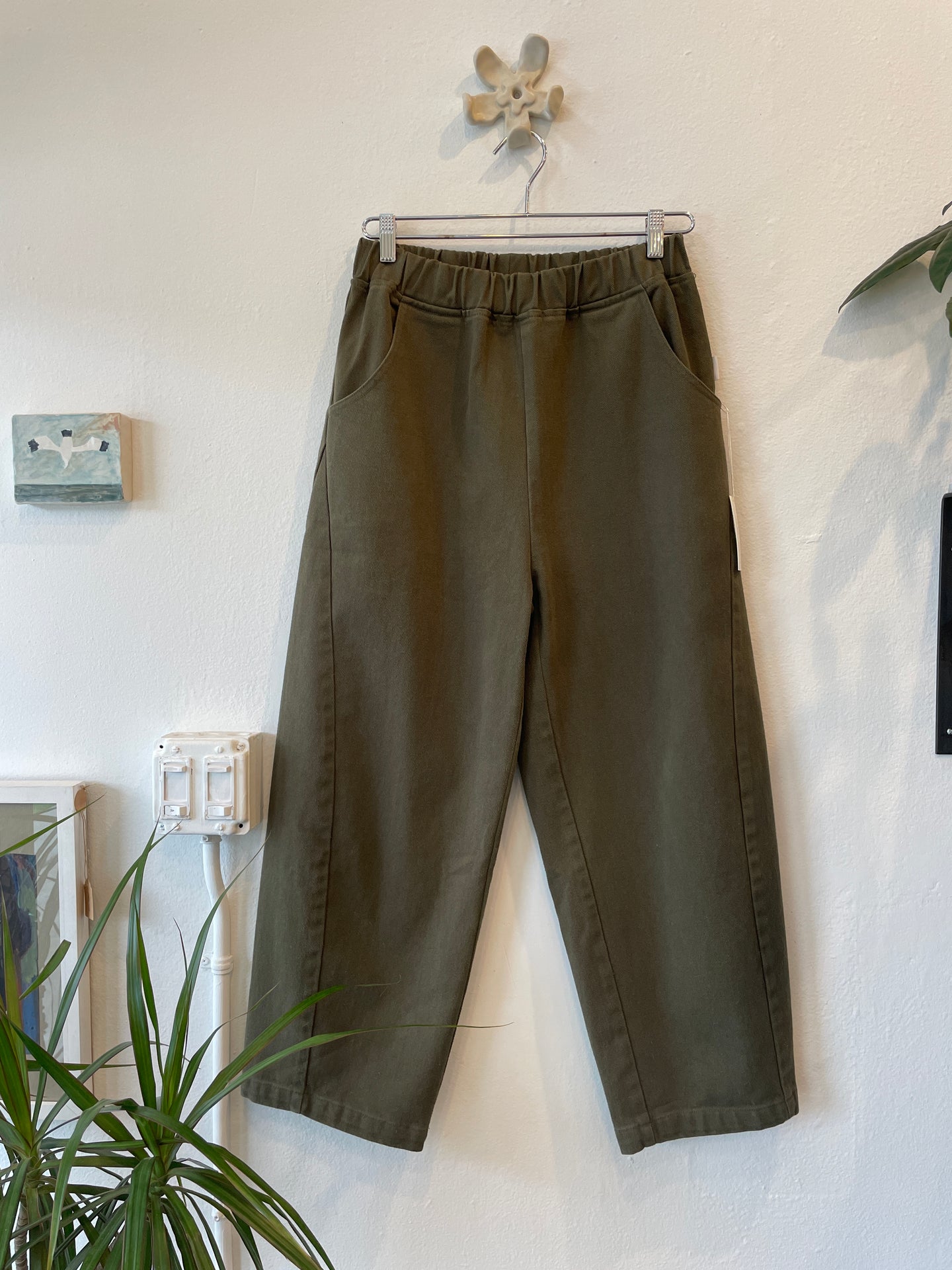 Arc Pant in Olive