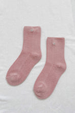 Charger l&#39;image dans la galerie, Embroidered Cloud Socks : Pink Rosé + Silver Seashell
