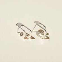 Charger l&#39;image dans la galerie, Ashland Earrings: Sterling Silver
