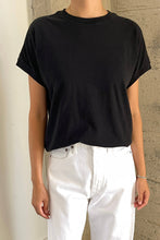 Load image into Gallery viewer, Ease Tee in True Black
