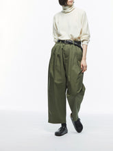 Load image into Gallery viewer, Hakama Pant in Khaki
