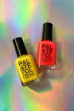 Charger l&#39;image dans la galerie, Guava Nail Polish
