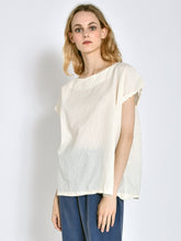 Load image into Gallery viewer, Tunic in Cream
