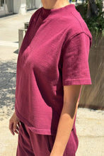 Cargar imagen en el visor de la galería, Sunset Mock Neck Tee
