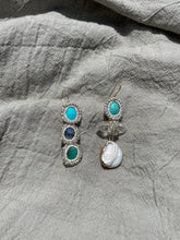Charger l&#39;image dans la galerie, Earring with mixed turquoise with gilded pearl and dt tibetan quartz
