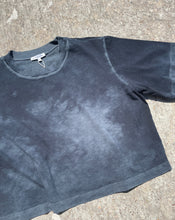 Charger l&#39;image dans la galerie, Tokyo Crop Tee in Vintage Black
